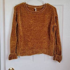Mudd chenille sweater in gold, sz xsm